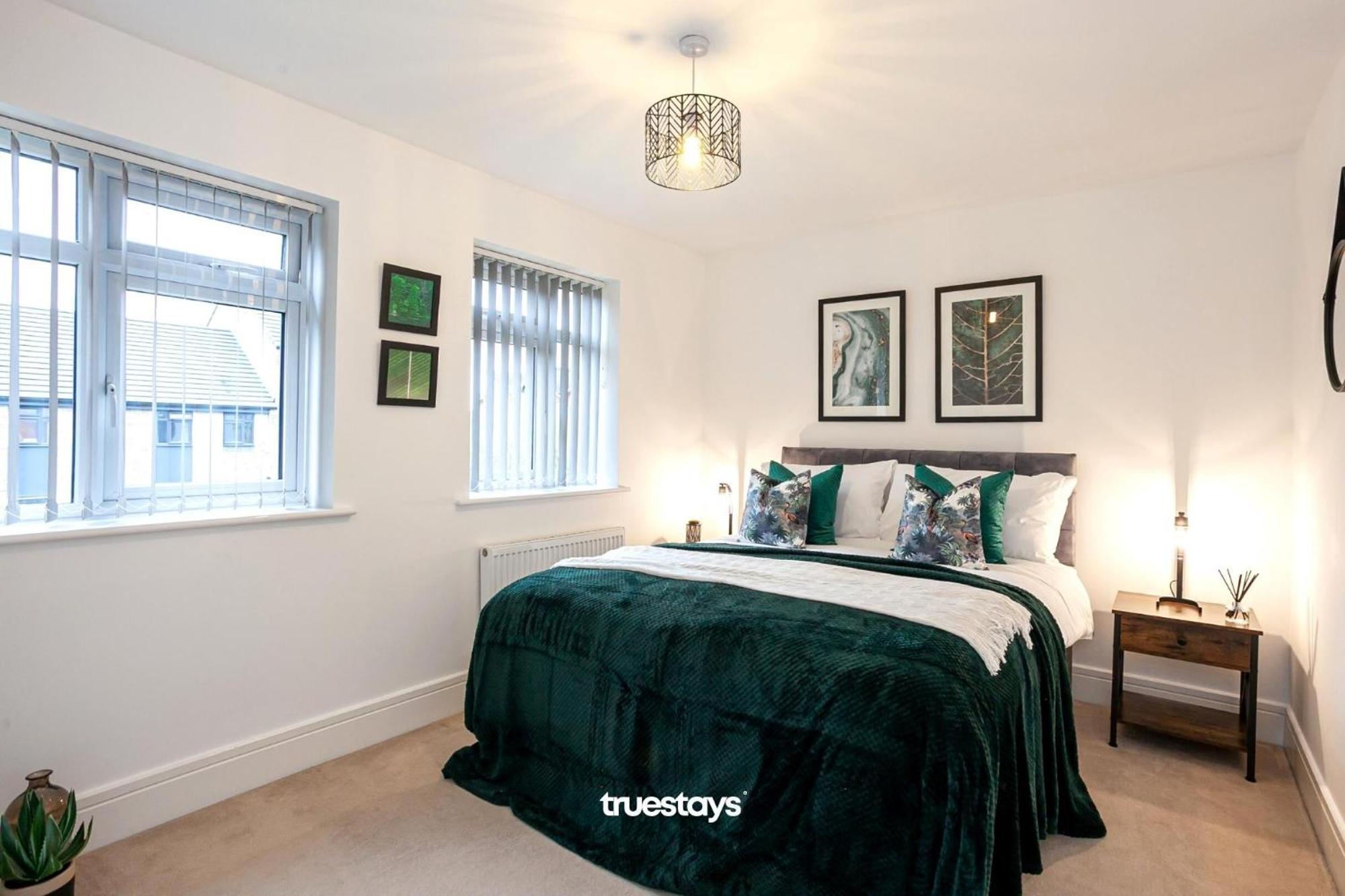 Ambassador House By Truestays - Luxury 4 Bedroom House In Stoke-On-Trent Etruria Екстериор снимка