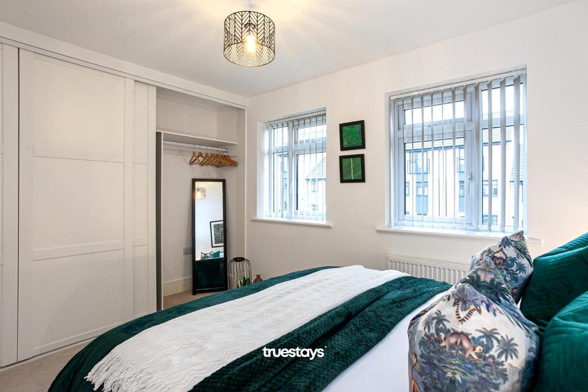 Ambassador House By Truestays - Luxury 4 Bedroom House In Stoke-On-Trent Etruria Екстериор снимка