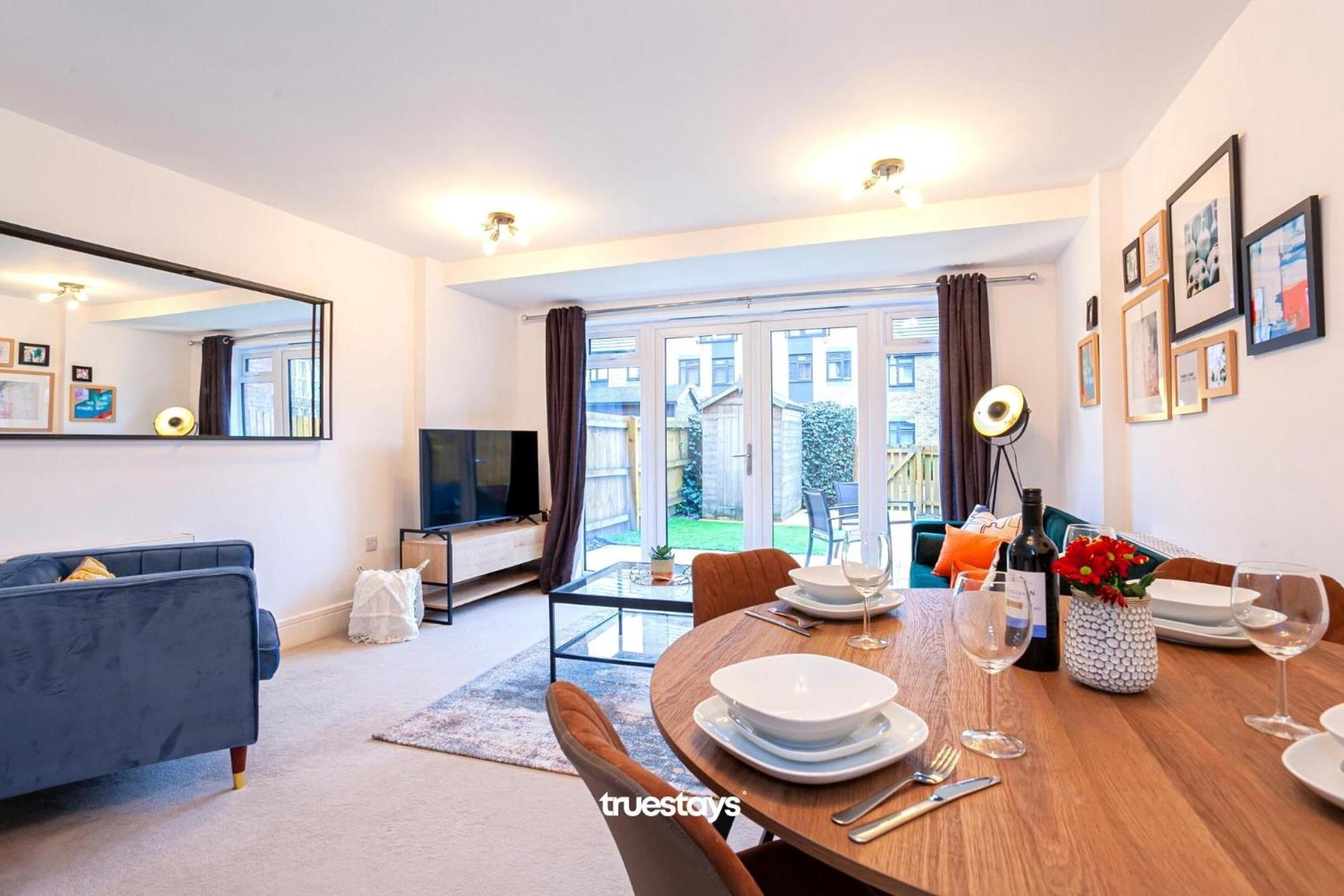 Ambassador House By Truestays - Luxury 4 Bedroom House In Stoke-On-Trent Etruria Екстериор снимка