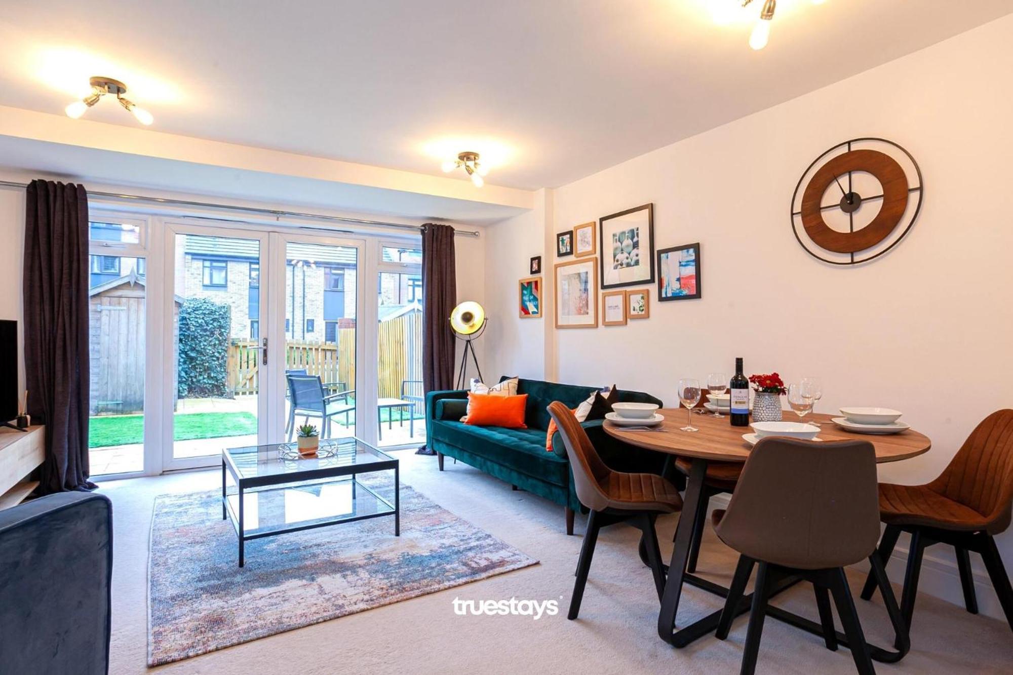 Ambassador House By Truestays - Luxury 4 Bedroom House In Stoke-On-Trent Etruria Екстериор снимка